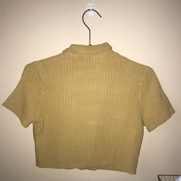 Cute cropped collard shirt - Picture 2 of 3